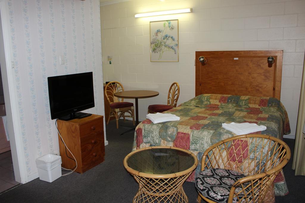 Island Motel קינגסקוטה מראה חיצוני תמונה