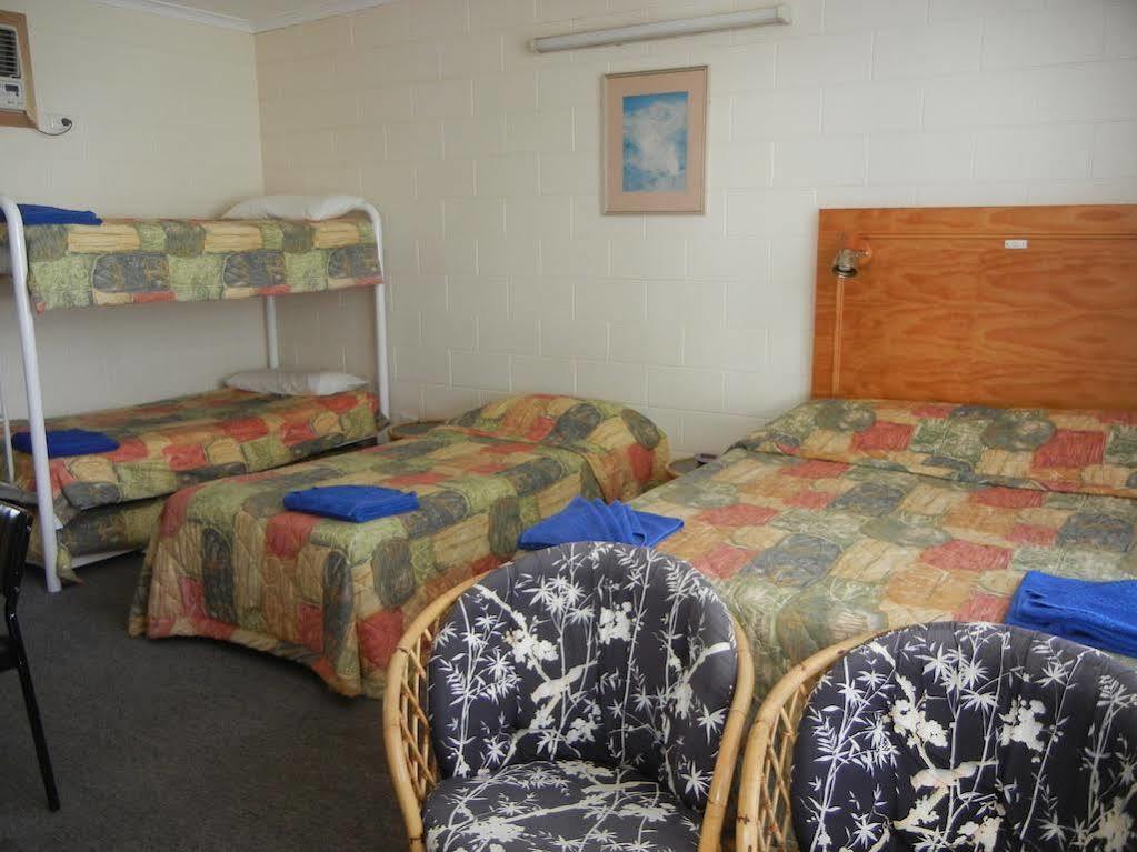 Island Motel קינגסקוטה מראה חיצוני תמונה